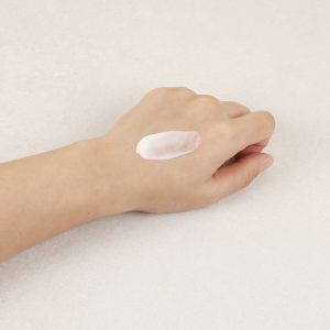 Kem Chống Nắng La Bonita Natural Skin Fit Sun Block SPF50+ PA++++