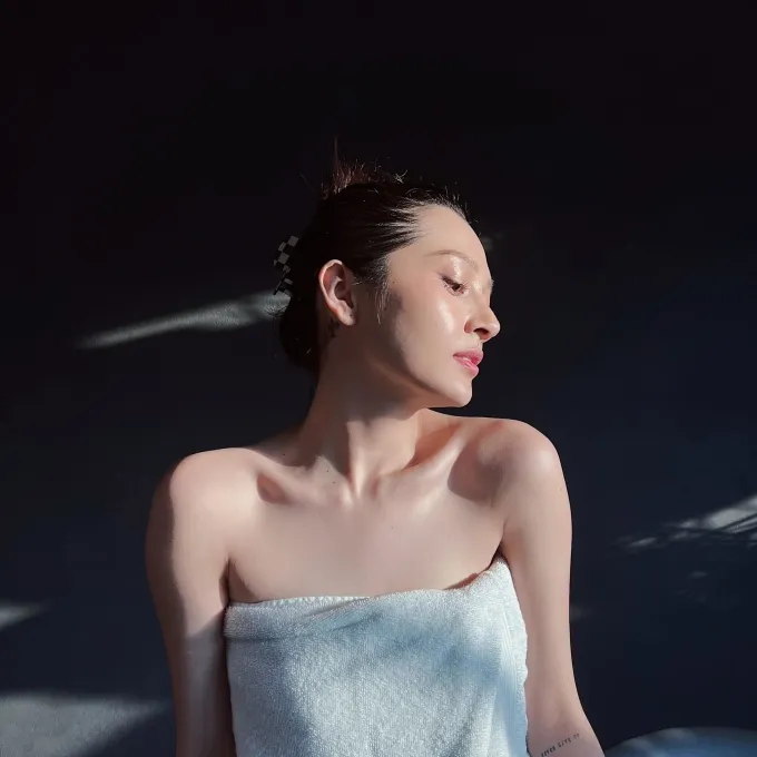 Sử dụng mỹ phẩm không phù hợp có thể khiến mảng bạch biến lan rộng nhanh chóng