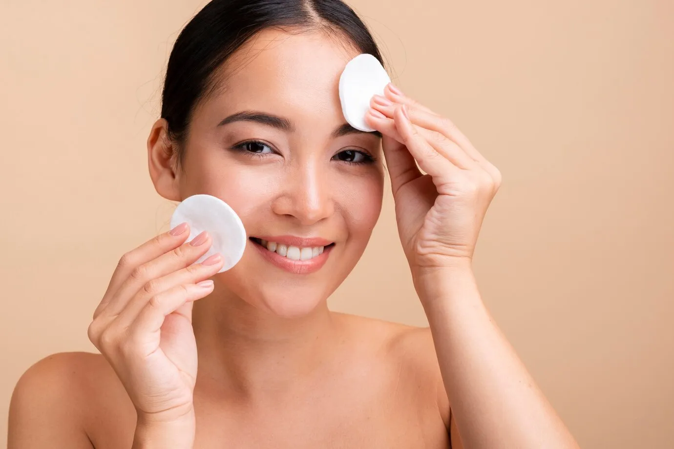 3-cong-dung-bat-ngo-cua-bong-tay-trang-ma-ban-chua-biet Sử dụng bông tẩy trang hỗ trợ loại bỏ da chết là xu hướng chăm sóc da hiện đại