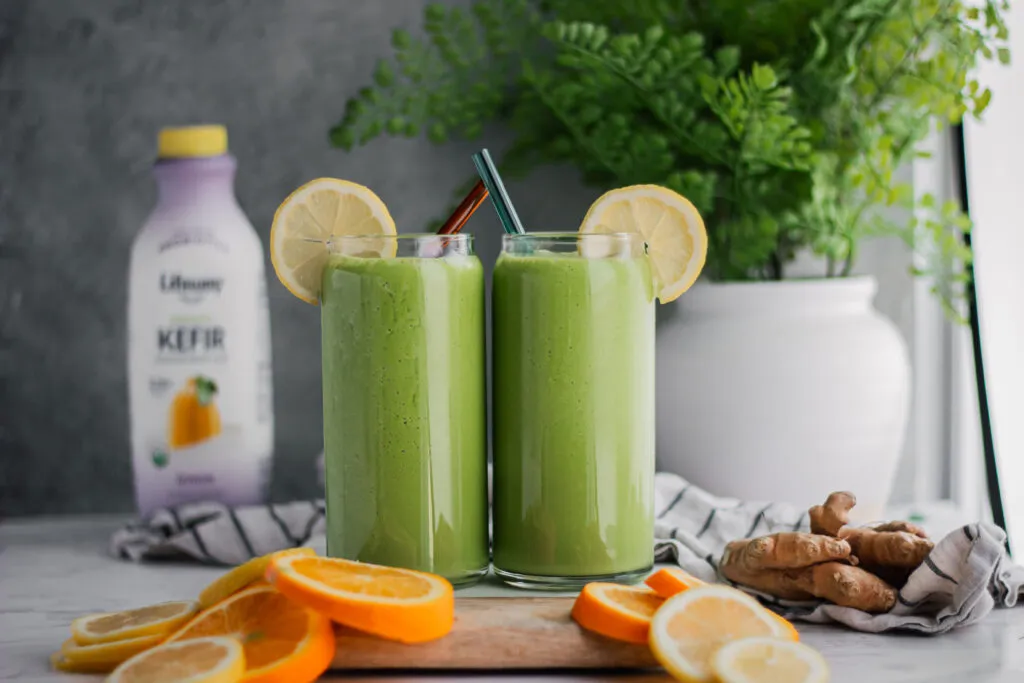 5-smoothies-for-spring-1024x683-1 Chế độ dinh dưỡng giàu chất chống oxy hóa đóng vai trò quan trọng trong quá trình thanh lọc da