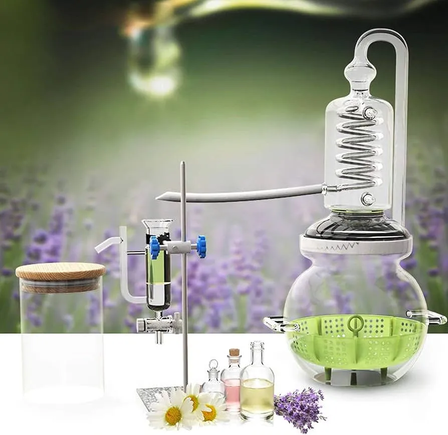 Quy trình chưng cất lôi cuốn hơi nước giúp giữ trọn vẹn dưỡng chất từ cánh hoa