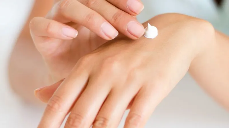 Quy trình chăm sóc tối giản giúp da phục hồi nhanh chóng sau trị liệu