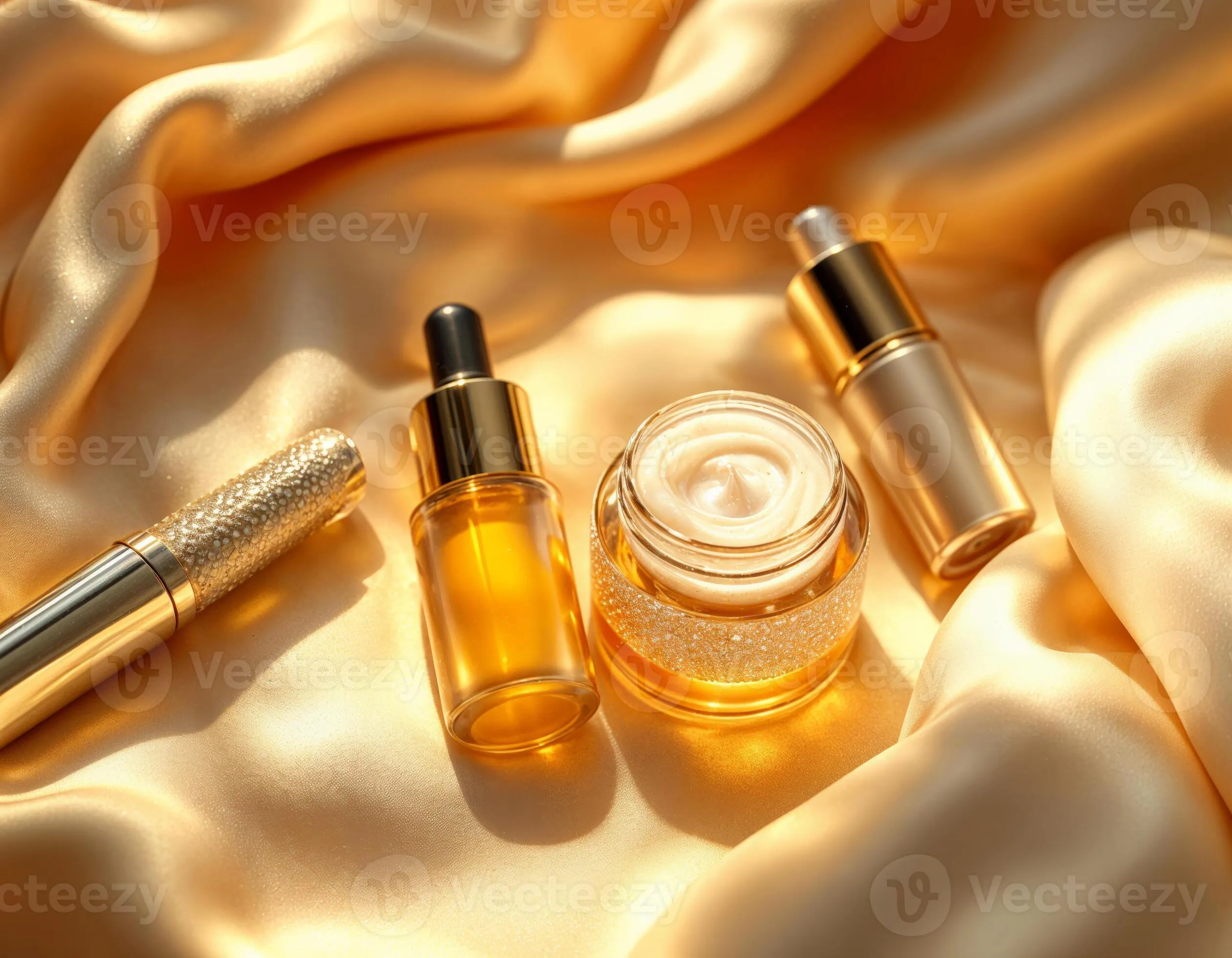 luxury-skin-care-serum-and-golden-silk-background-luxury-skincare-set-photo Sự kết hợp giữa công nghệ hiện đại và tinh túy tự nhiên trong việc dưỡng ẩm da