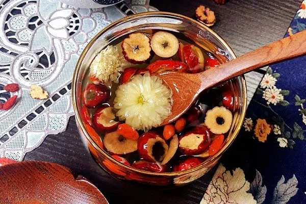 Trà Detox Hoa Cúc Táo Đỏ Kỷ Tử Thanh Lọc Độc Tố Da  Giải pháp làm đẹp tự nhiên từ bên trong